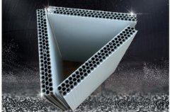 对比其他材质模板，新型中空塑料建筑模板无论在稳定性，还是承载力