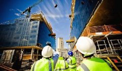 <b>木模板和塑料建筑模板在施工使用中的优势对比</b>